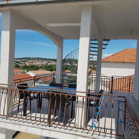 Apartamento In Rogoznica With Seaview, Terrace, Air Condition, Wifi *
